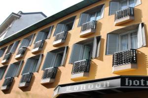 London Hotel, Milan