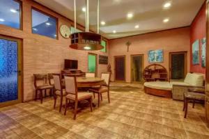 Continental Apartments, Golden Sands
