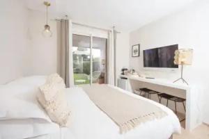 Studios 10 & 11 BY HOTEL DES LICES, St. Tropez