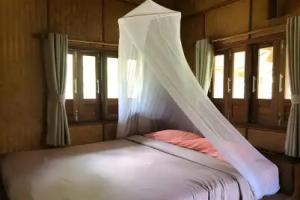 Malibu Beach Bungalows, Haad Yao