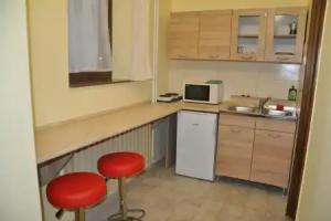 Gyopár Gyöngye Apartmanház, Oroshaza