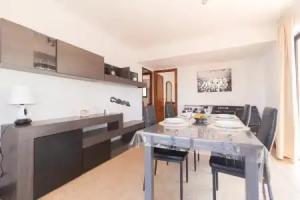 Apartamento Capellans Ref. 1077 by Iberplaya, Salou