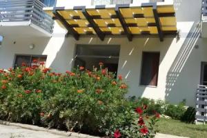 Aparthotel Vila Tufi, Velipoje