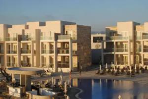 Amphora Hotel & Suites, Paphos