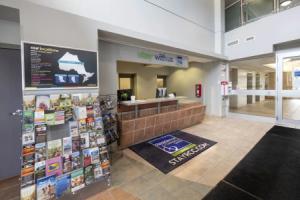 Residence & Conference Centre - Apartments, Barrie