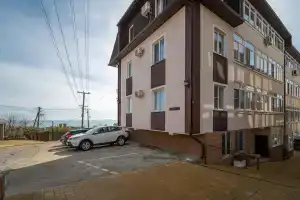 Apartments on Tselinnaya street, 14G, Sochi