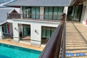 Taurus Villa10 Bedrooms with Private Pool., Jomtien Beach