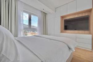 Two bedroom Apartment with sea view Jake, Becici