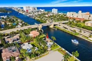 Intercostal beauty with heated pool + Spa! Hotel, Hollywood