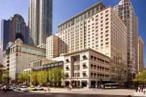 The Peninsula Chicago, Chicago