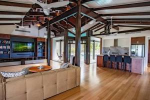 Bangalow - Best View in Hotel, Port Douglas