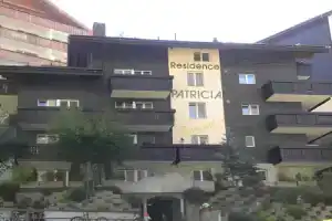 Patricia Self-Check-in Apartments & Spa Access at Alpen Resort, Zermatt