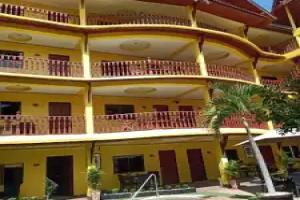 Phratamnak Inn, Pattaya
