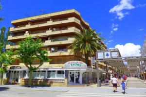 Azahar Apts Hotel, Salou
