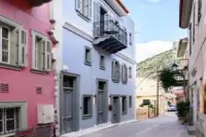 STF Luxury Suites, Nafplio