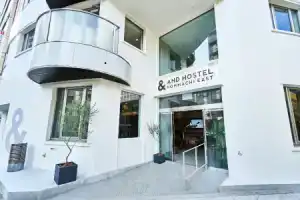 &AND HOSTEL HOMMACHI EAST, Osaka