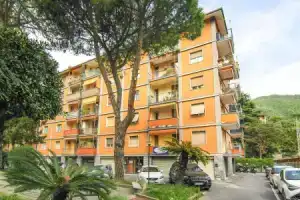 Nice Apartment in Recco With Wifi and 2 Bedrooms, Faveto