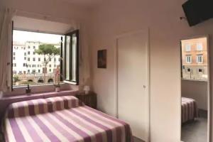 Temple View Guest House, Rome
