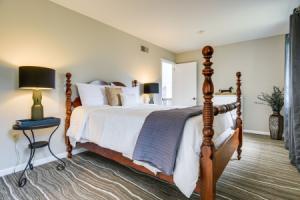 3 Mi to Downtown: Inviting Home! Apartments, Lancaster