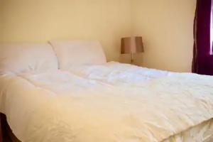 2 Bedroom Terraced House Near City Centre, Dublin