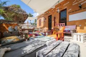 Yellow Card Apartment & Bungalow, Jambiani
