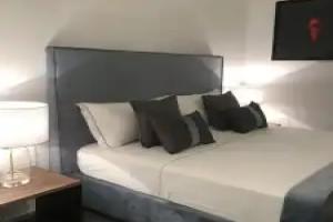 Santalucia133 b&b, Naples