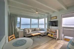 Chic Bay View Condo < 10 Miles to Dtwn! Apartments, San Diego