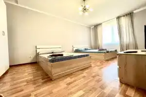 Dom-dostupno on Kosmonavtov highway, 215, Perm