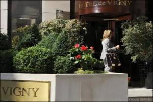 De Vigny, Paris