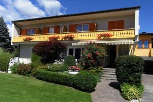 B&B Haus Golker Mini-hotel, Spital