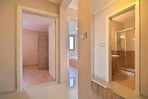 Rotonda Inn Novigrad, Novigrad