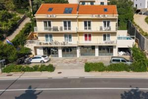 Apartments Doko Bay, Zaton