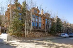 Portico by Alpine Ski Properties Hotel, Park City