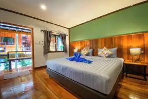 Rapala Rock Wood Resort, Railay Beach