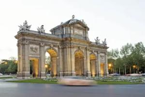 Hospes Puerta de Alcalá, a Member of Design Hotels, Madrid