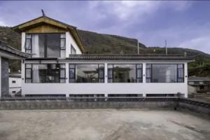 Early Spring Hotels in Dali City
