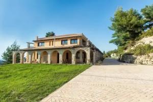 Akritas Ef Zin Villas & Suites, Paliouri