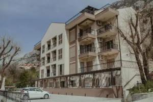 Apartments Dimitris III, Dobrota