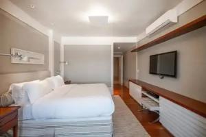 Copacabana – Av. Atlântica | 3 suítes, Vista Mar, 1 min praia de Copacabana - por Casapē Rio, Rio De Janeiro