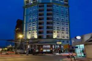 Le Mont Hotel, Phnom Penh