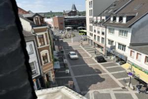 Cozy City-Center Apartment with Modern Amenities in Historic Brühl, Bruhl