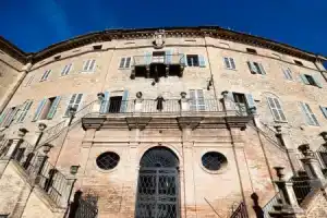 Castello Di- Residenza D'Epoca Apart-hotel, Sovicille