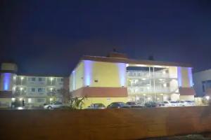 Imperial Inn Oakland, Oakland