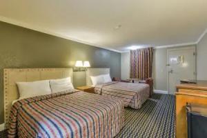 Wake Inn, Raleigh