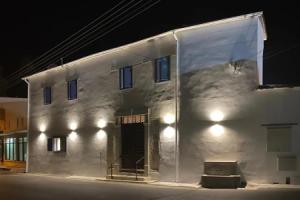 The courtyard guest houses, Episkopi