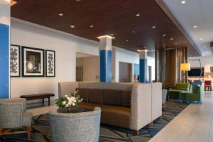 Holiday Inn Express & Suites Downtown by IHG, Tulsa