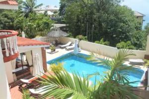 Carana Hilltop Villa, Glacis