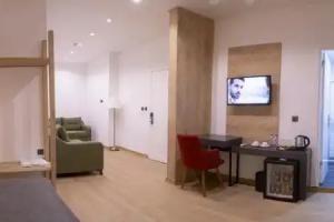 Uzer Otel, Trabzon