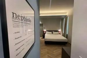 RossoVino Milano Boutique, Milan