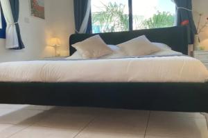 Paphos Blue Tasteful Apartment Complex Pool View, Paphos
